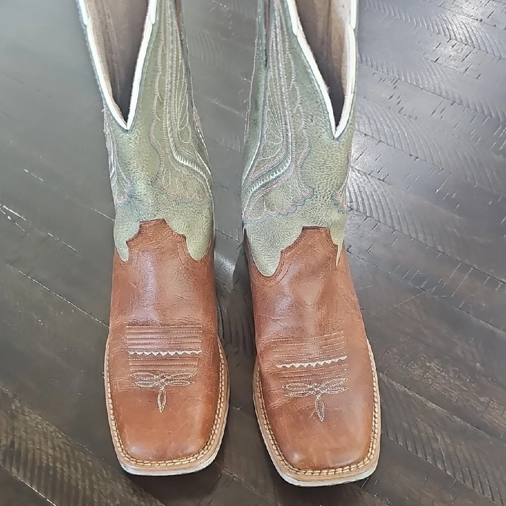 Ariat Brown and Green Leather Boots - Picture 6 of 15